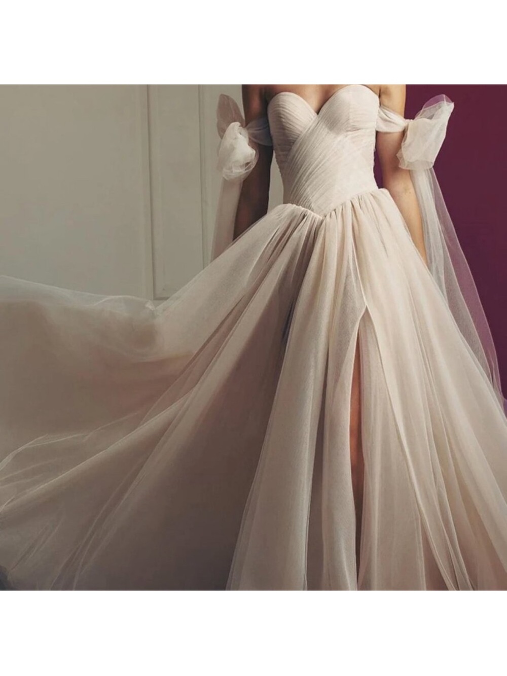 KISSPROM Kaydra Champagne Tulle Off-Shoulder Wedding Dress Size 4 NWT